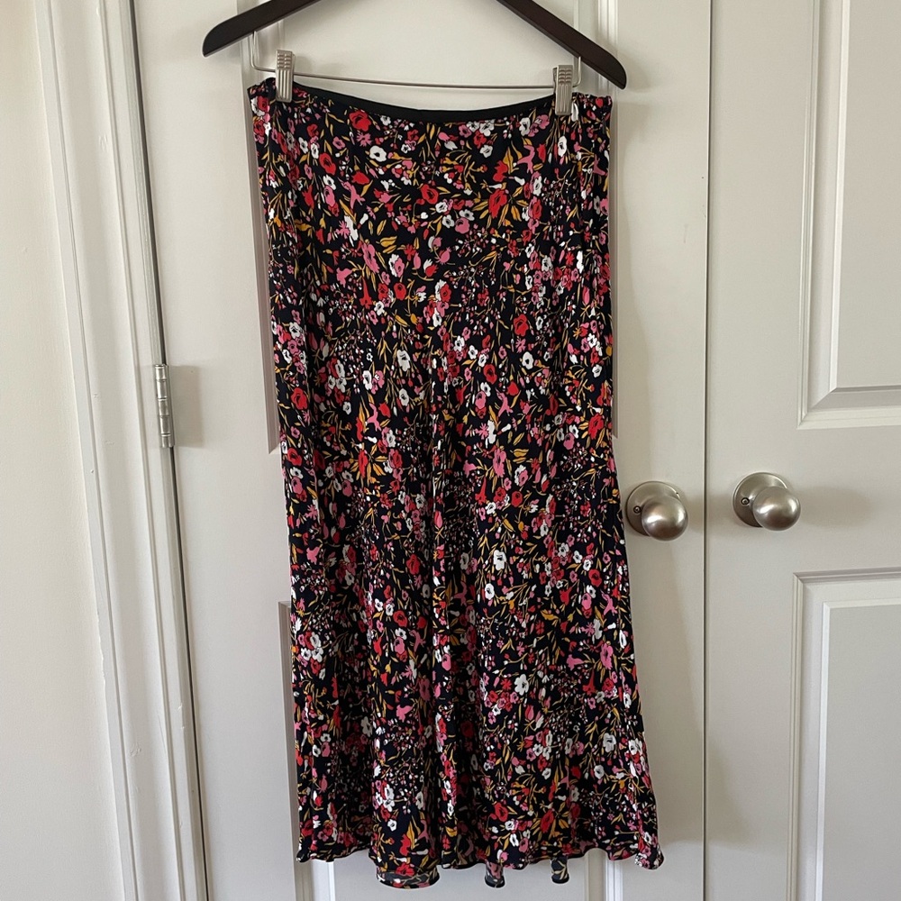 Whistles women’s size 10 black floral midi skirt